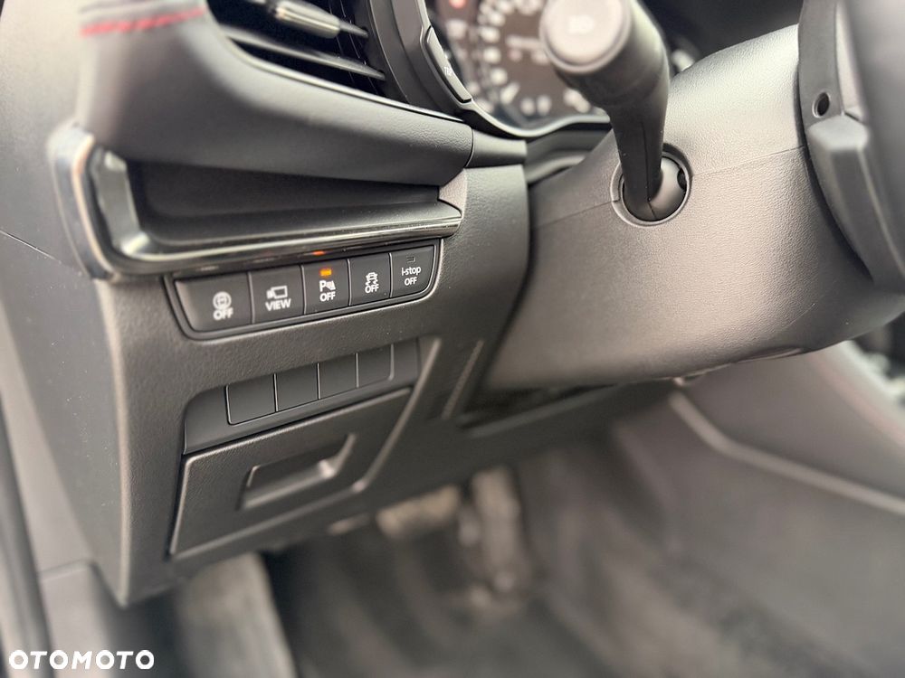 Mazda 3 e-SKYACTIV-G 122 M HYBRID DRIVE HOMURA - 10