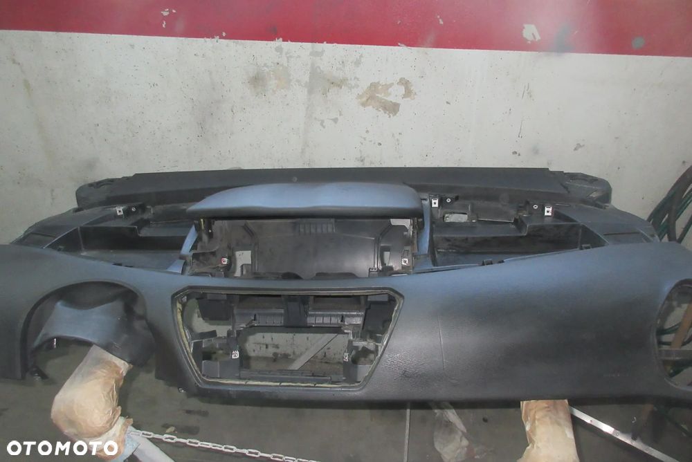 Citroen C4 Picasso I deska rozdzielcza, pasy, poduszka kierowcy