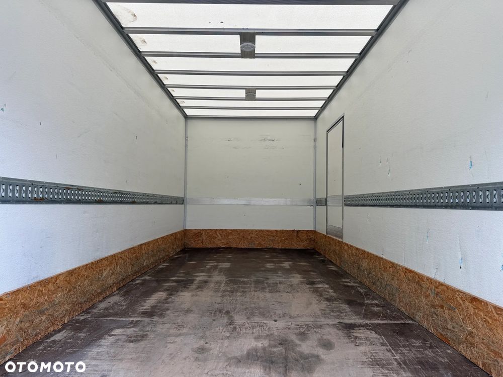 Iveco 50C18 KONTENER 5.0 M + WINDA DHOLLANDIA 1000 KG / BLIŹNIAK PODWÓJNE KOŁA / 3 MIEJSCA / PRAWO JAZDY KATEGORIA "B" / 35C18 / POLSKI SALON !! - 9