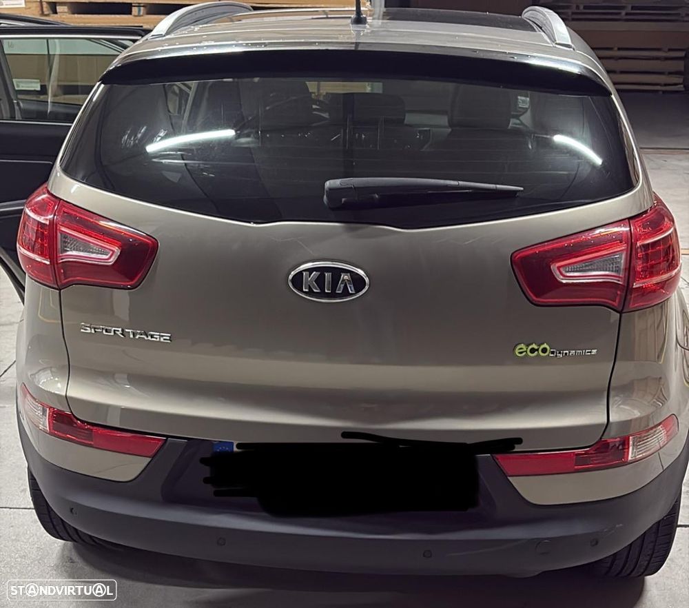 Kia Sportage 2.0 CRDI TX - 10