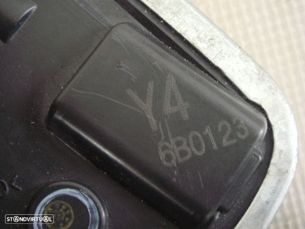 Fecho Da Porta Trás Dto Toyota Corolla (_E12_) - 4