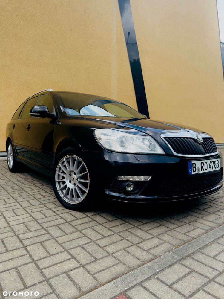 Skoda Octavia 2.0 TDI DPF RS - 5