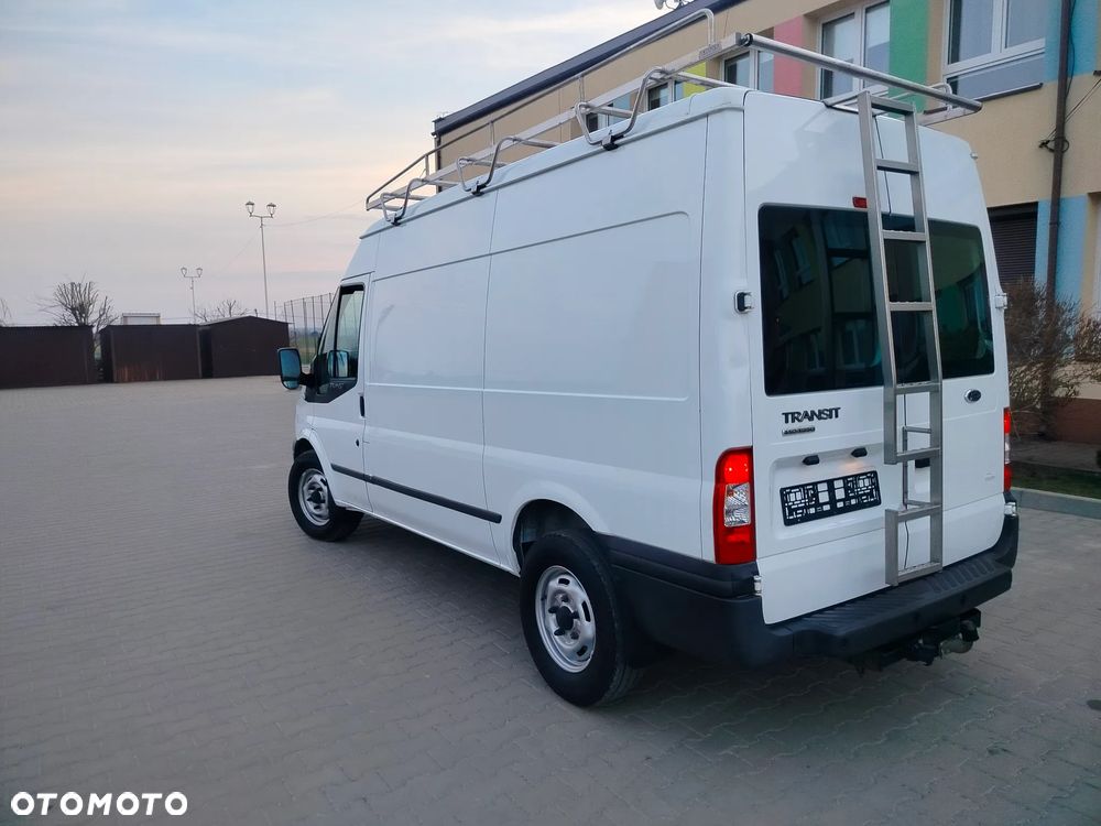 Ford Transit - 11