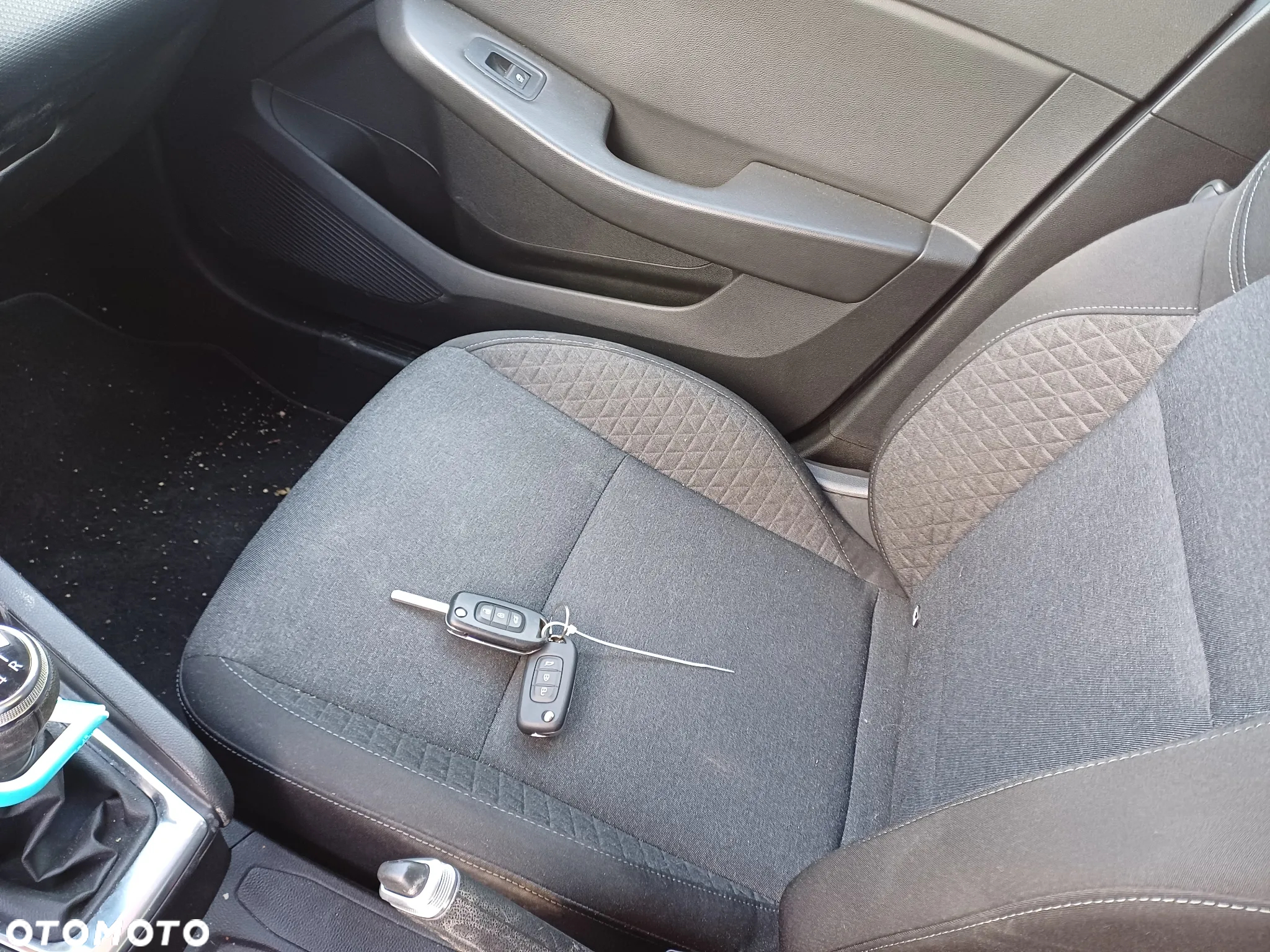 Renault Clio TCe 100 BUSINESS EDITION - 10