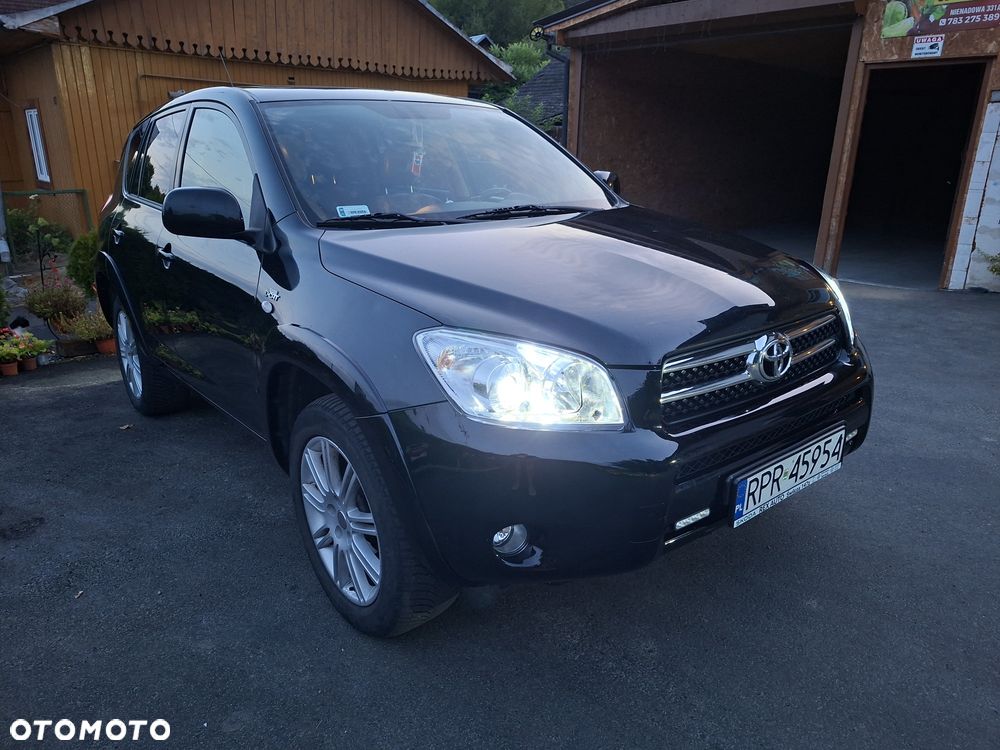 Toyota RAV4 - 2