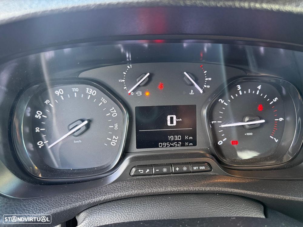 Peugeot Expert 2.0 L1 - 29