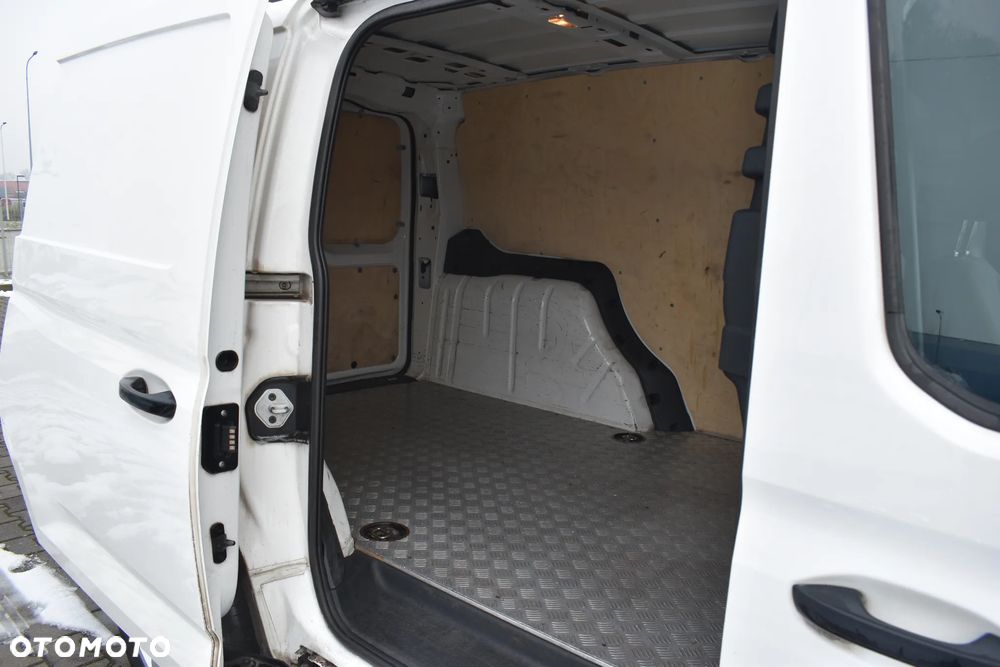 Volkswagen CADDY CARGO MAXI 2.0 TDI FURGON - 14
