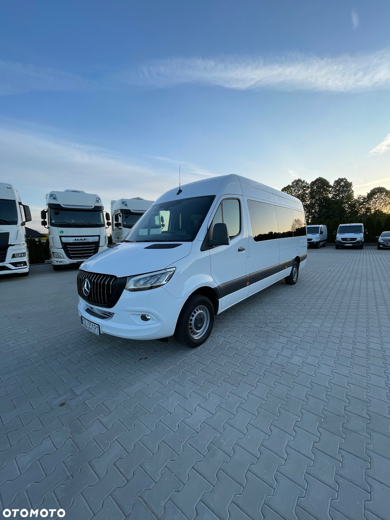 Mercedes-Benz Sprinter 317 CDI Long SELECT 9G-Tronic 907.235 - 2