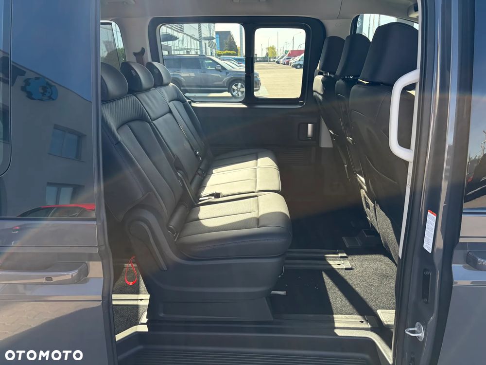 Hyundai Staria 1.6 T-GDI HEV Smart VIP - 25