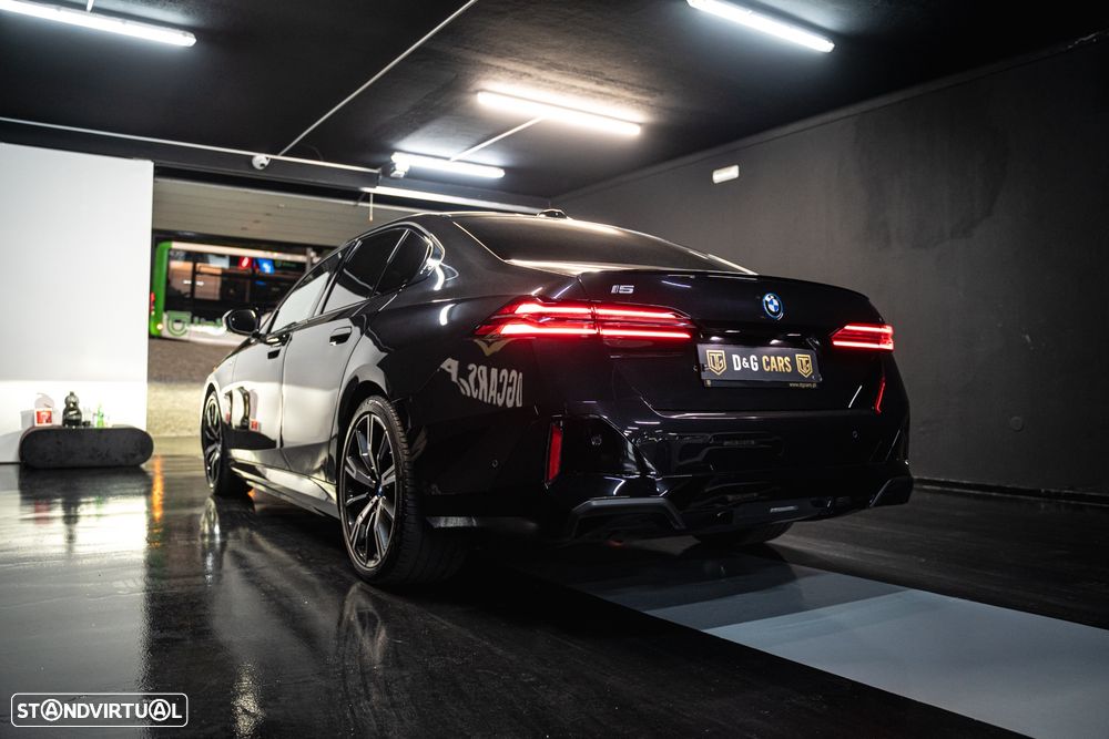 BMW i5 eDrive40 Pack Desportivo M Pro - 31