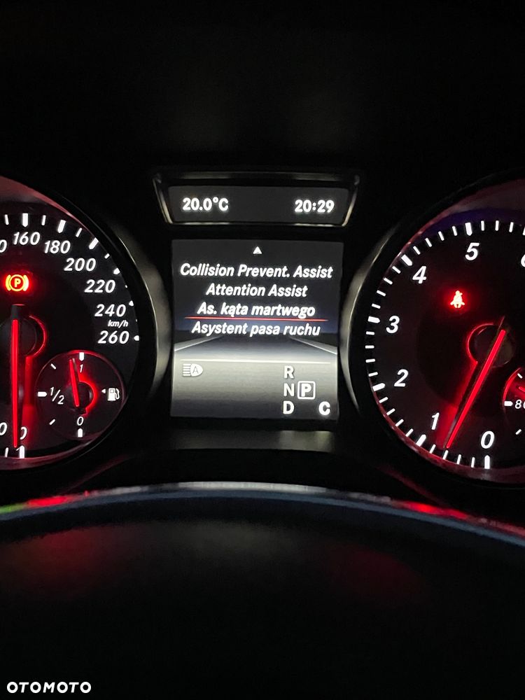 Mercedes-Benz CLA 250 7G-DCT AMG Line - 23