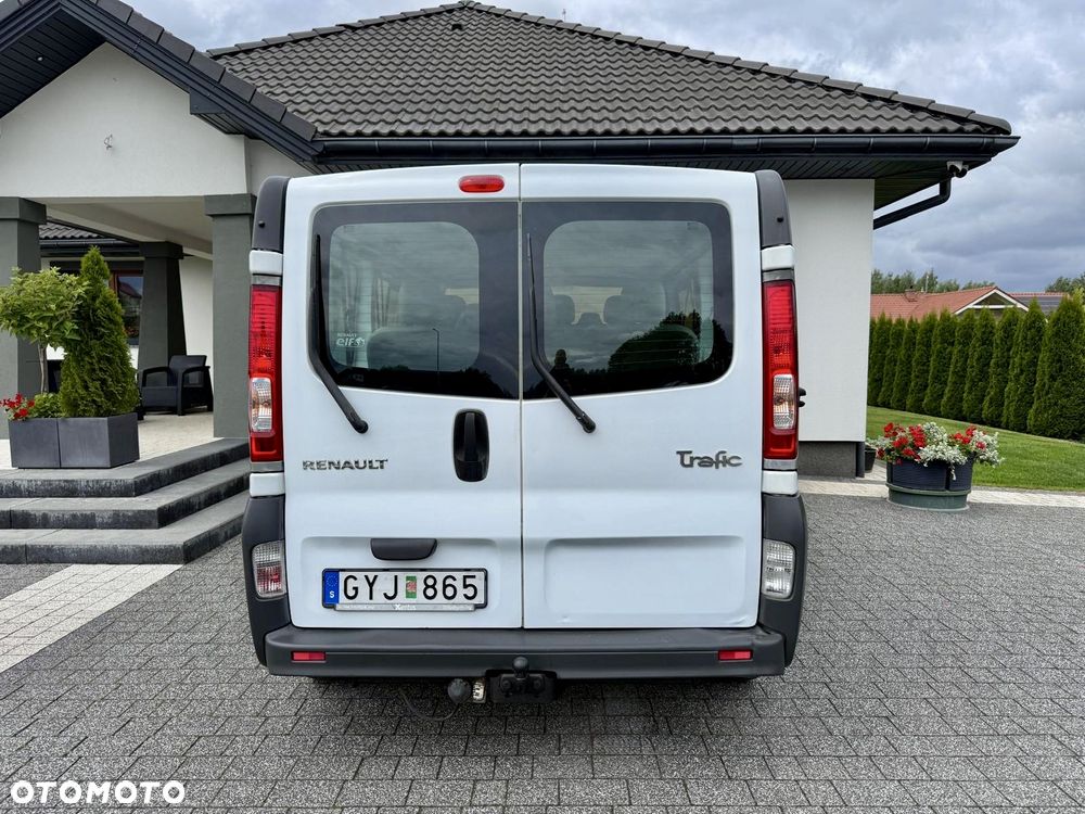 Renault Trafic - 11