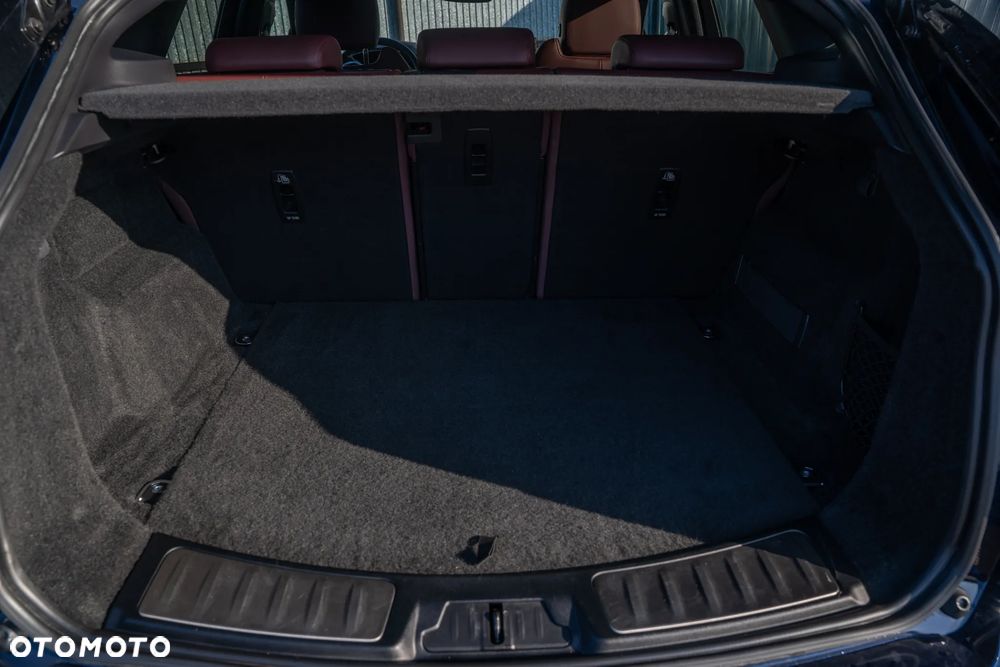 Jaguar E-Pace D200 AWD R-Dynamic SE - 39