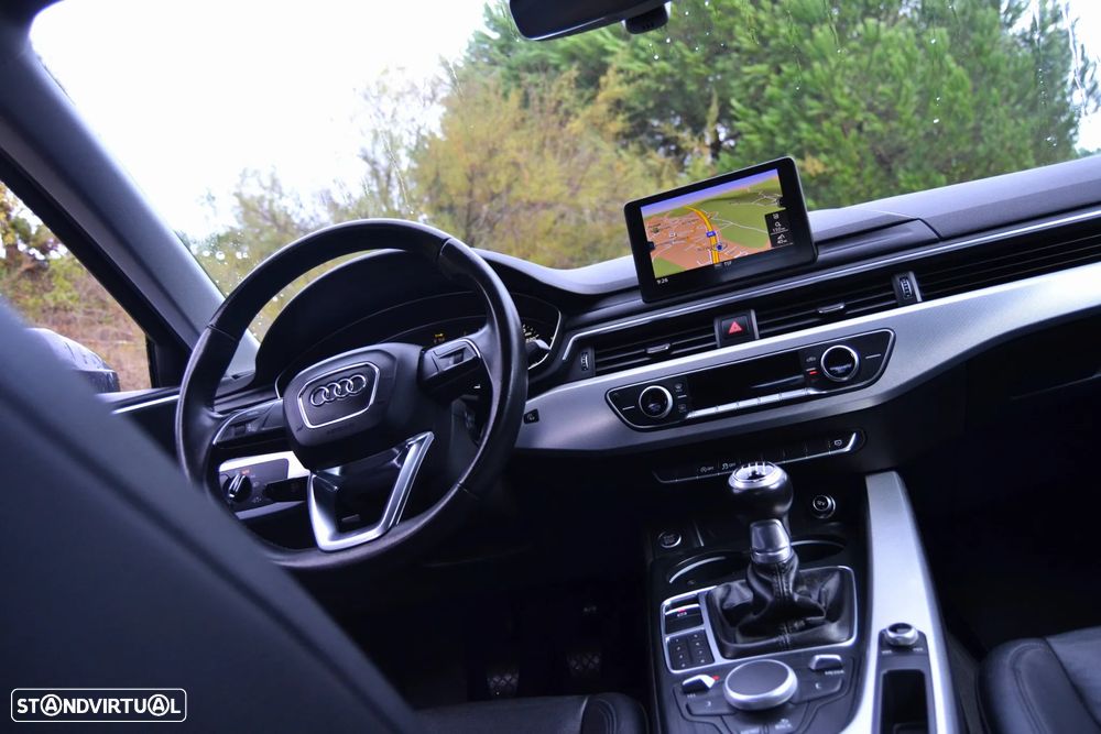 Audi A4 2.0 TDI Design - 16