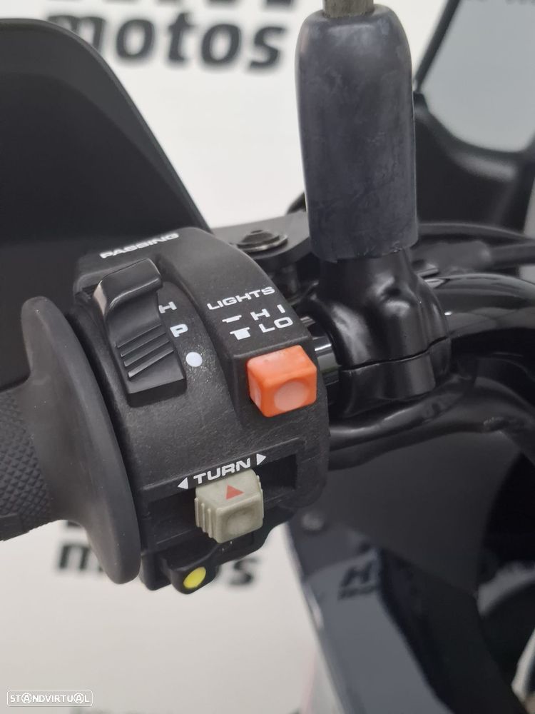 Honda Transalp 600 V - 9