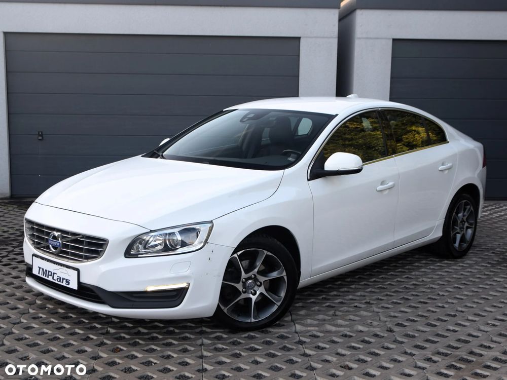 Volvo S60 D4 Drive-E Momentum - 10