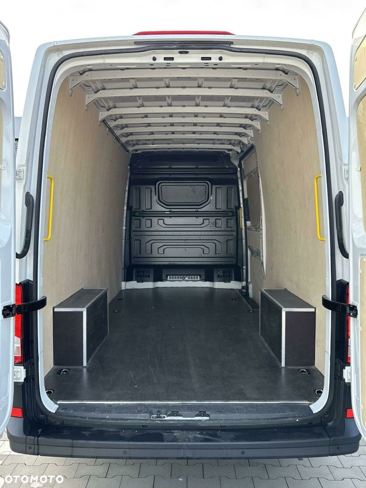 Volkswagen Crafter 2,0 TDI 176KM - 21