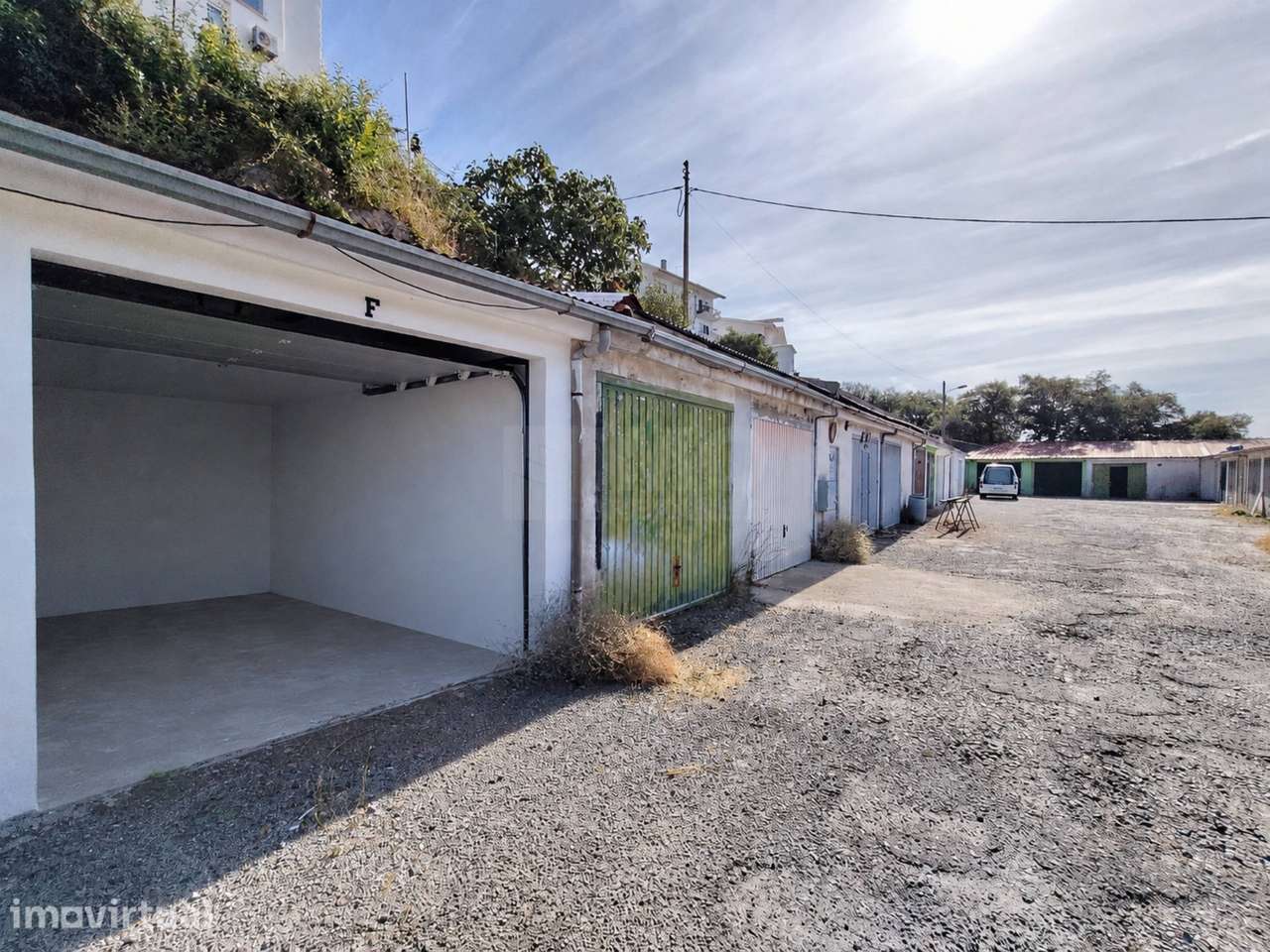 Garagem - Rua da Saudade - Covilhã - Grande imagem: 2/6