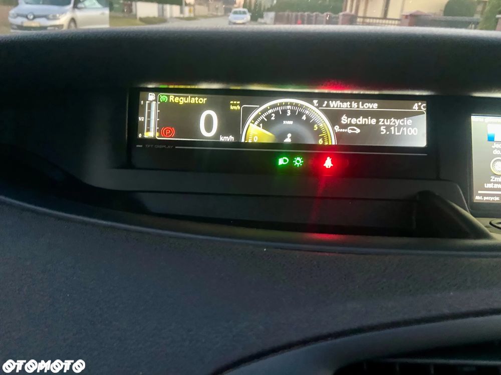Renault Grand Scenic - 15