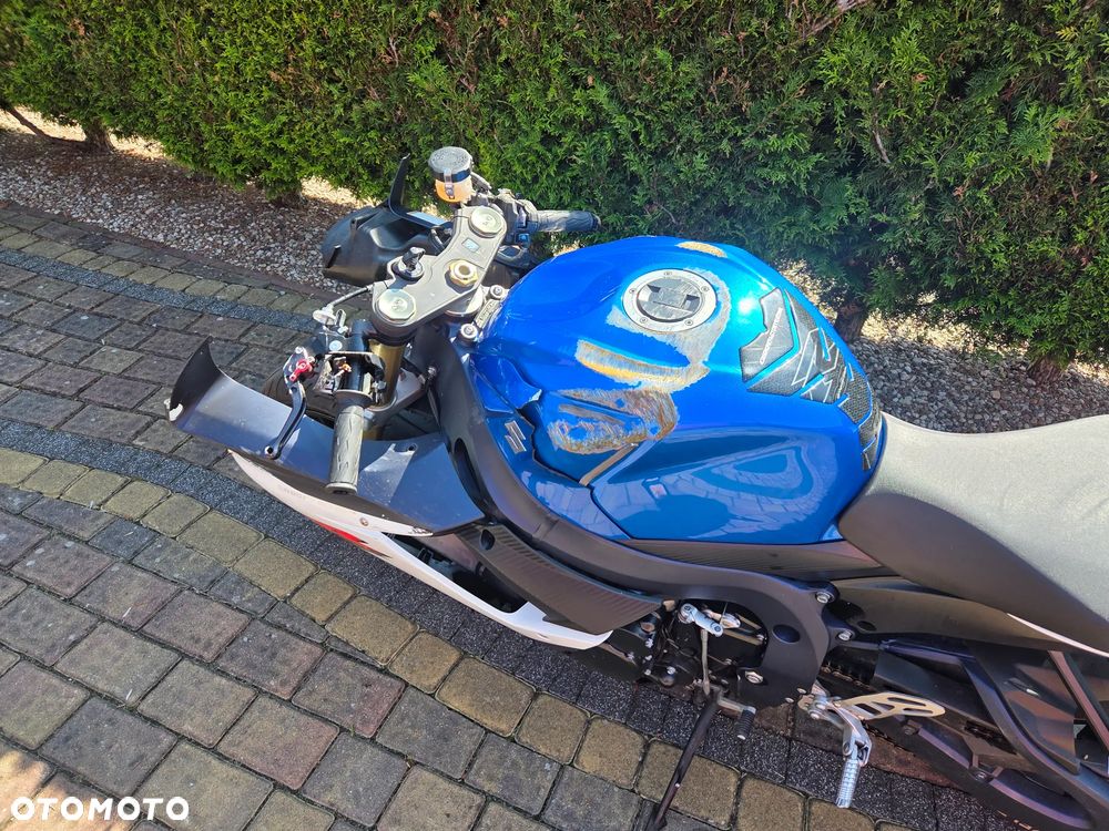 Suzuki GSX-R - 5