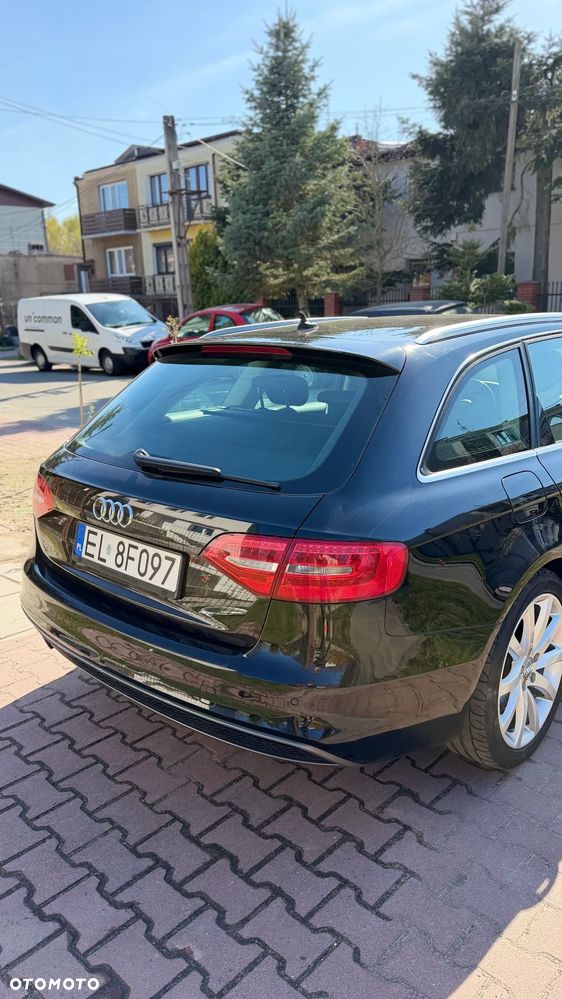 Audi A4 Avant 2.0 TDI Quattro S tronic - 10