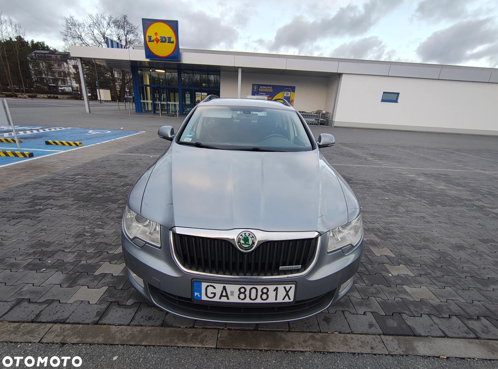 Skoda Superb 1.6 TDI Comfort / Active Greenline - 2