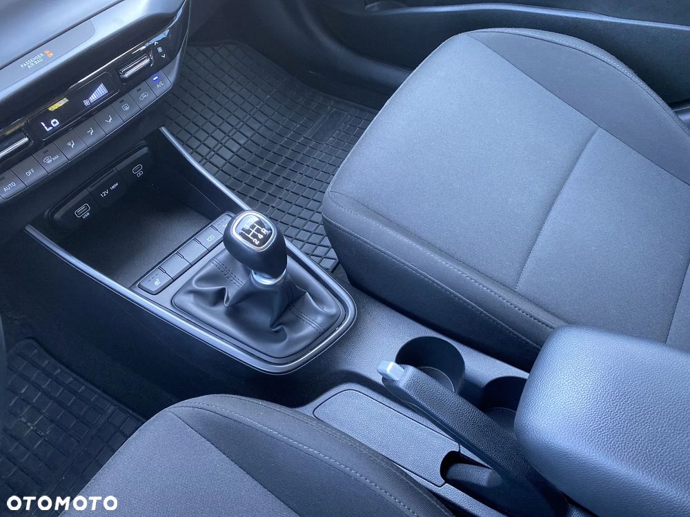 Hyundai i20 1.2 Modern - 19
