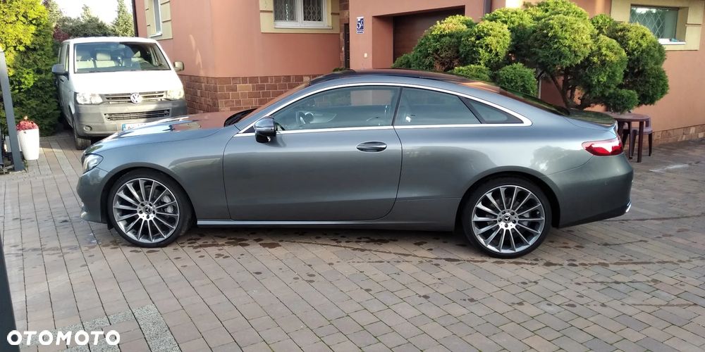 Mercedes-Benz Klasa E 200 Coupe 9G-TRONIC Avantgarde - 4