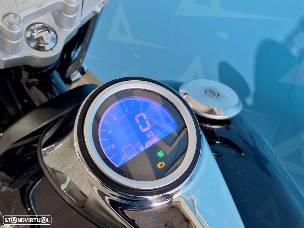 UM Renegade Comando Classic 125 - 10