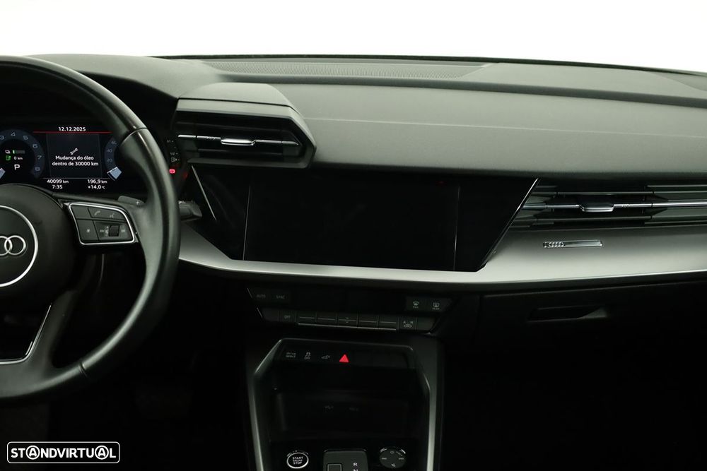 Audi A3 Sportback 45 TFSIe S line - 10