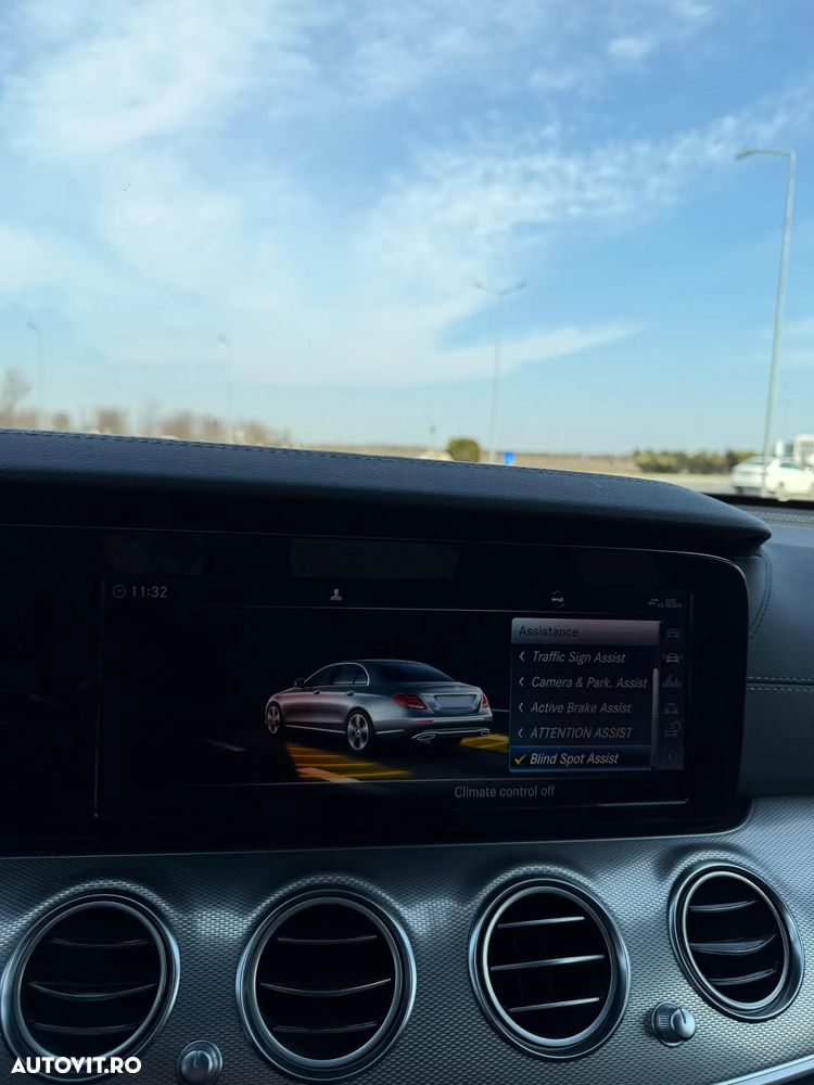 Mercedes-Benz E 350 9G-TRONIC AMG Line - 9