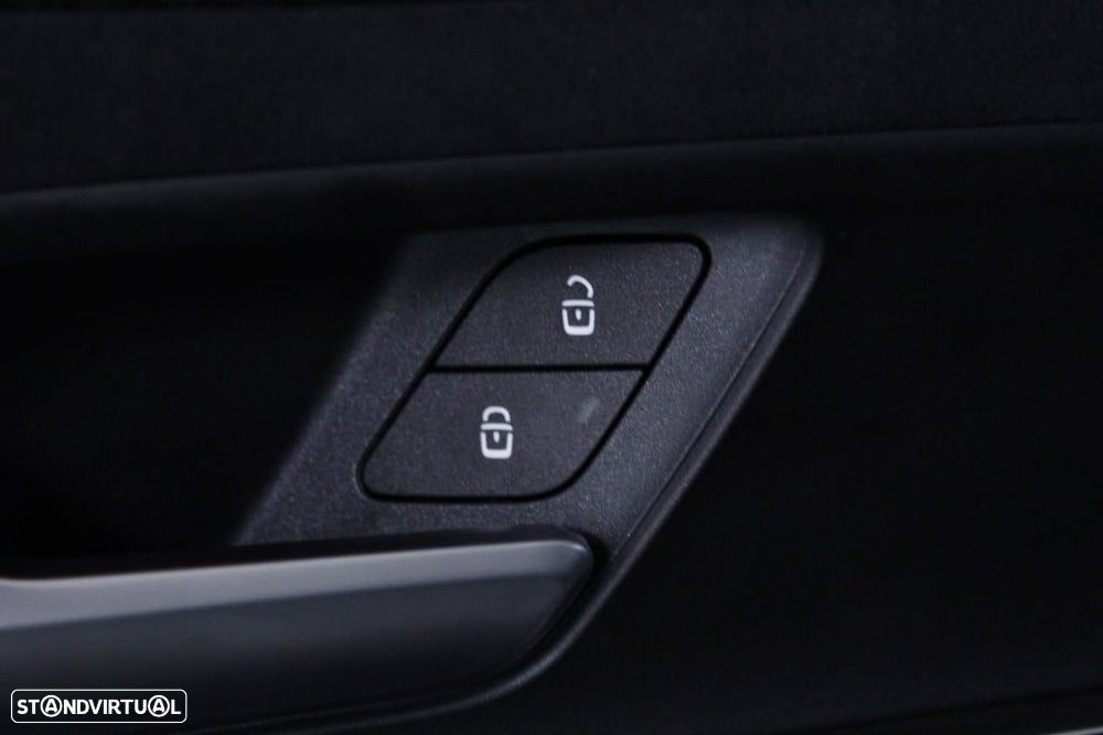 Mercedes-Benz GLA 180 d AMG Line - 22
