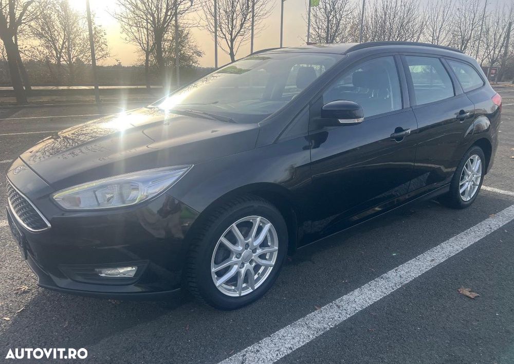 Ford Focus - 1