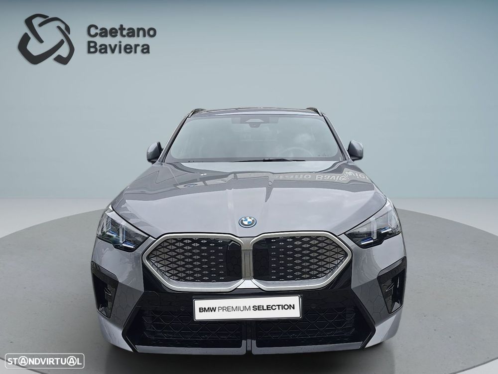 BMW iX2 eDrive20 - 2