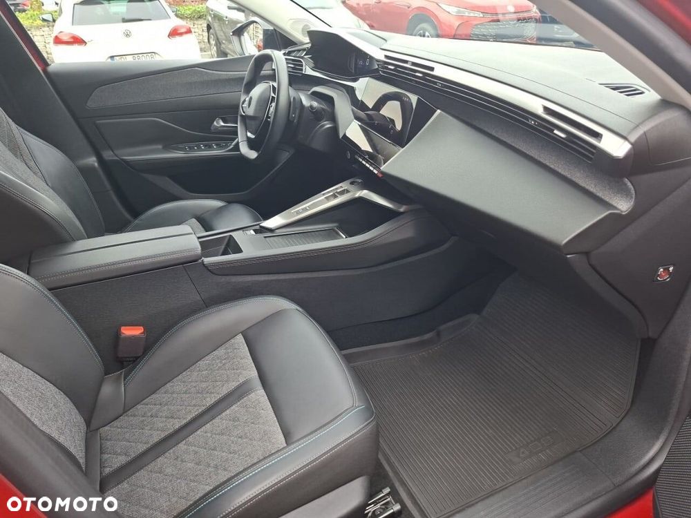 Peugeot 408 1.2 PureTech Allure S&S EAT8 - 29