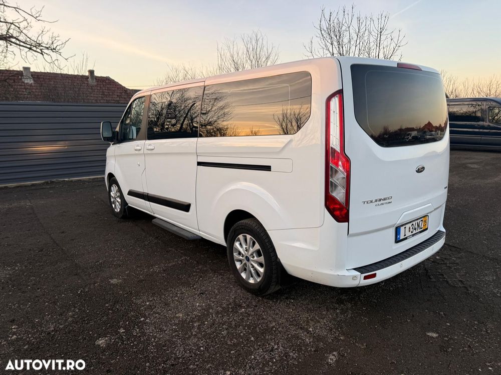 Ford Tourneo Custom - 4