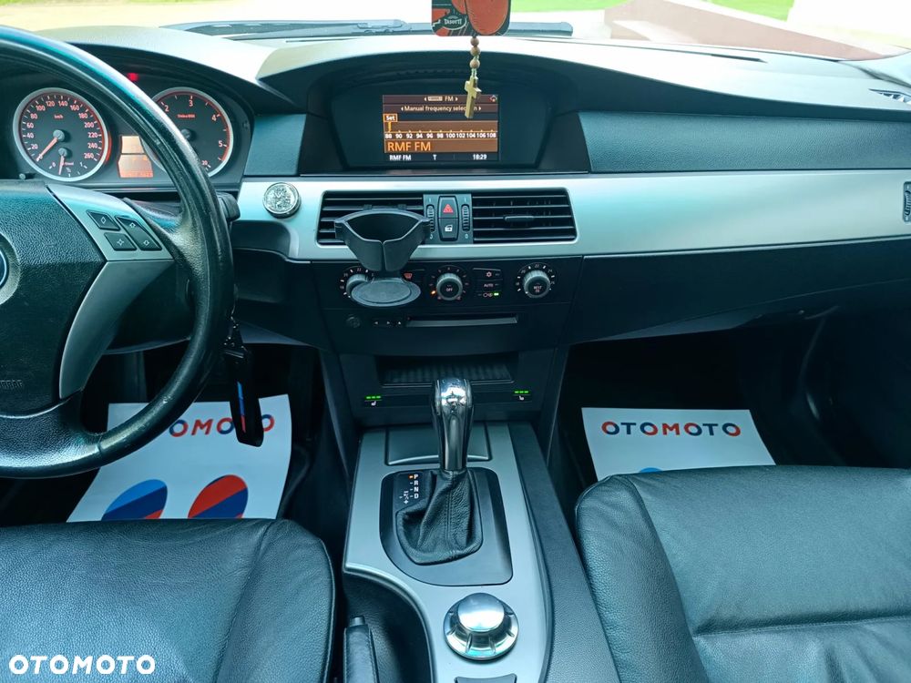 BMW Seria 5 - 32