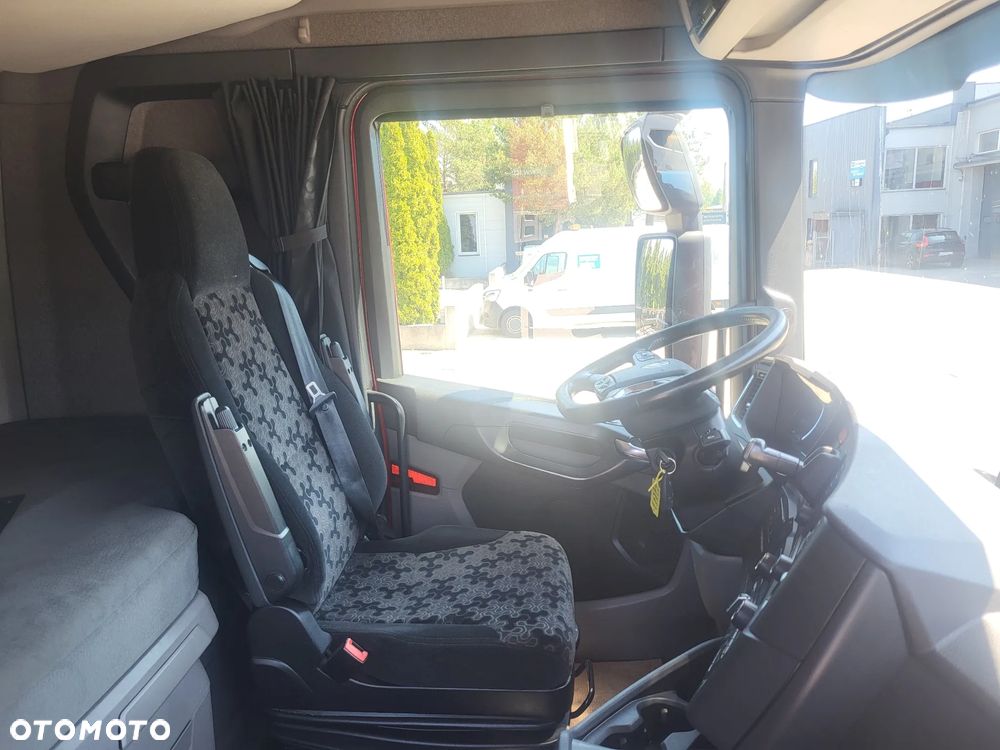 Scania 450s - 17