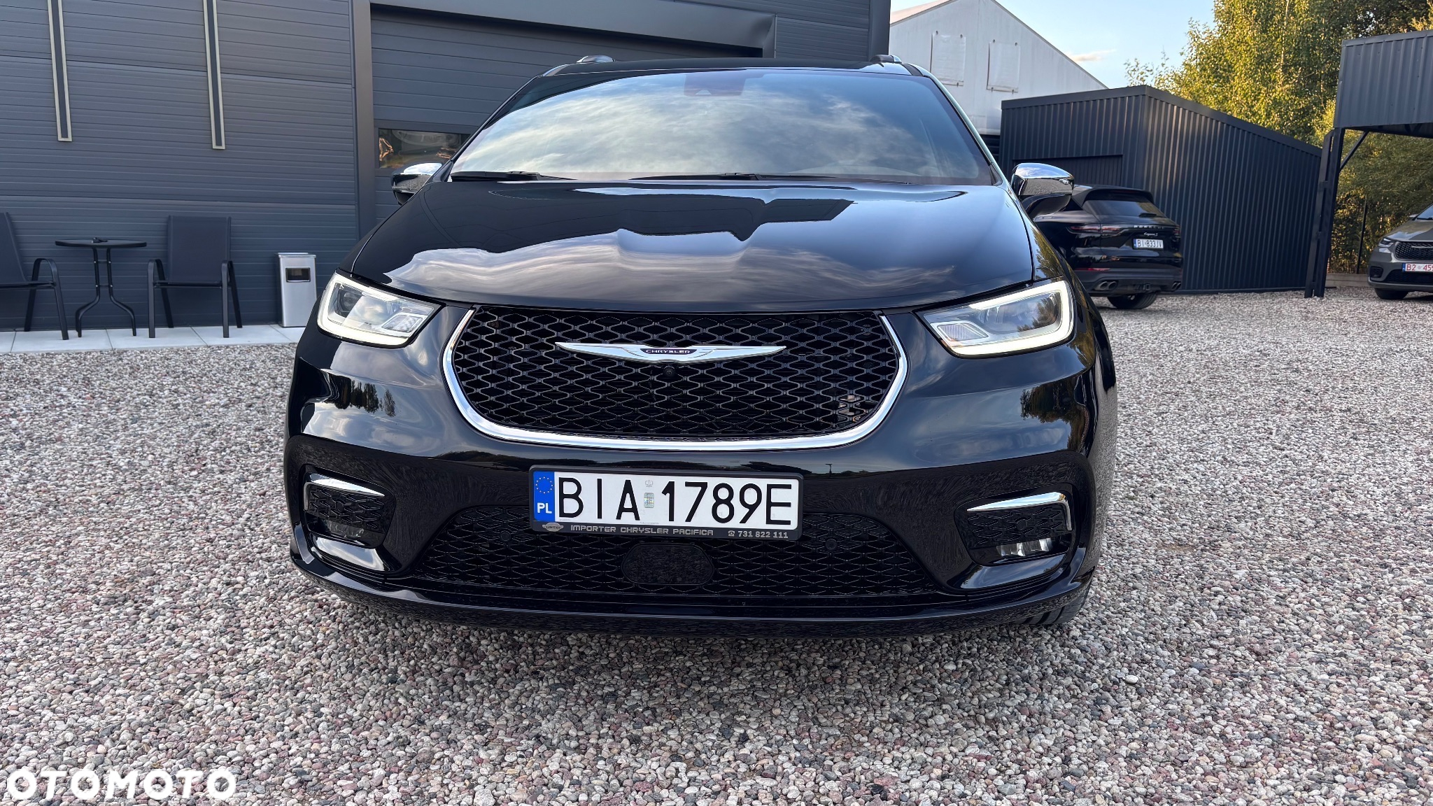 Chrysler Pacifica - 9