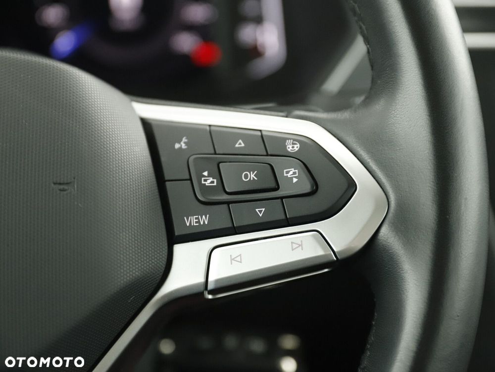 Volkswagen Tiguan - 16