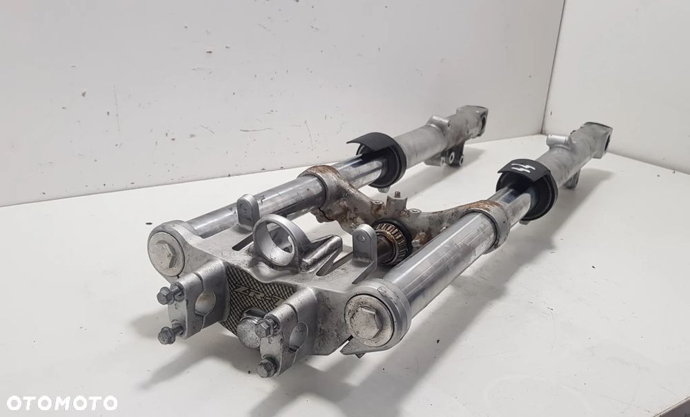 Kawasaki ZR-7 750 Lagi Zawieszenie Przednie Przód - 4
