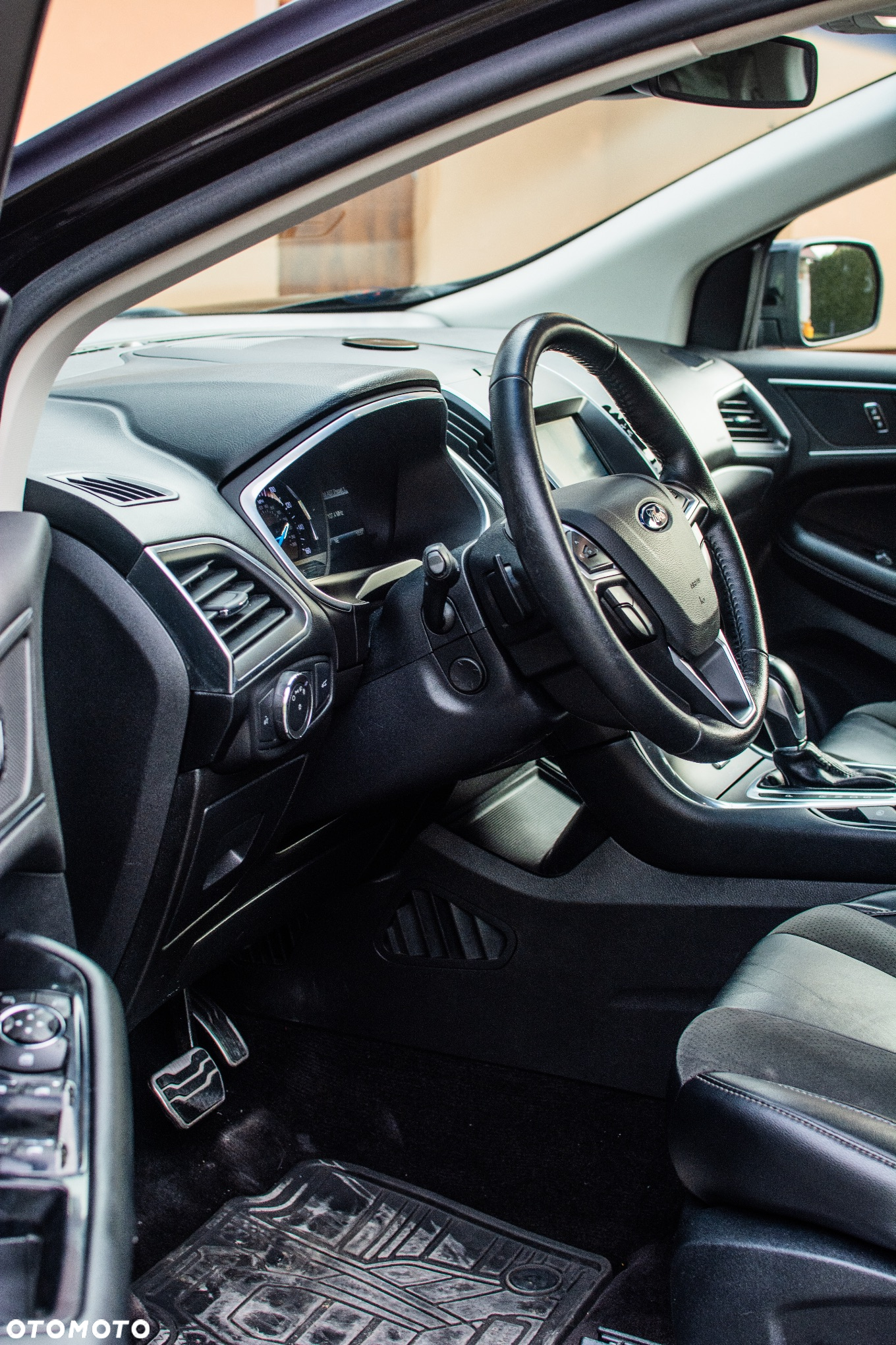 Ford Edge - 21