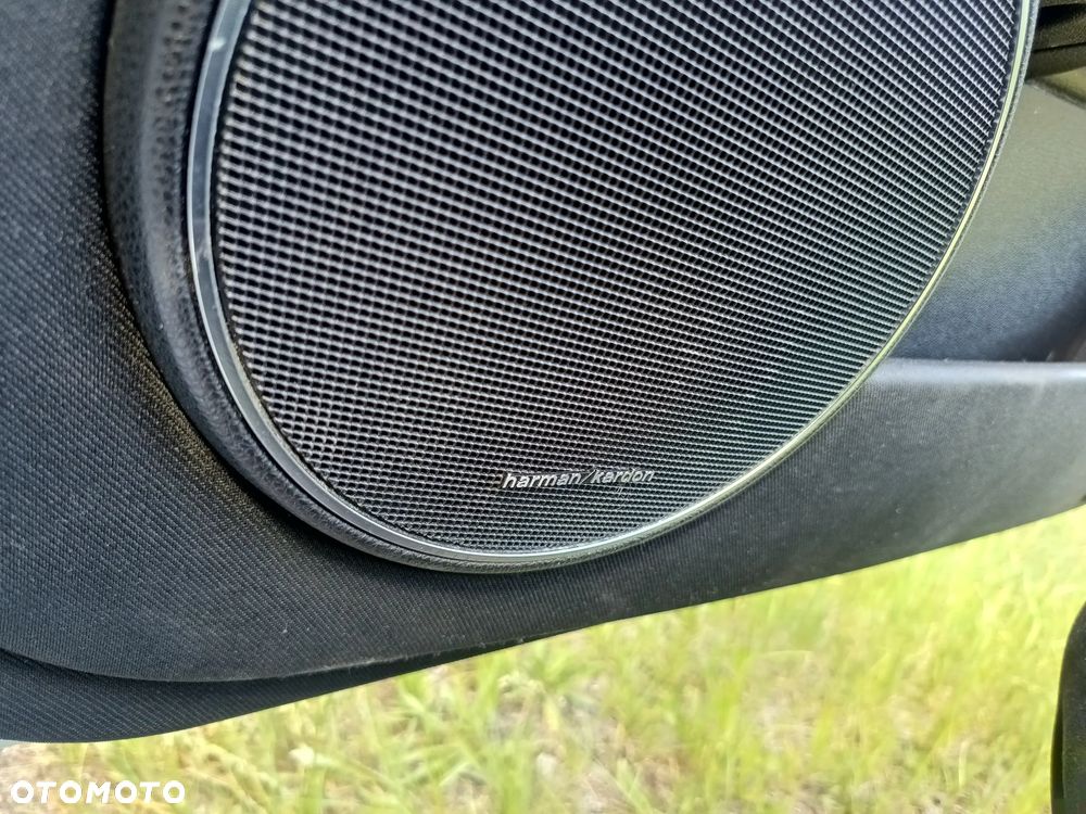 Mercedes-Benz Klasa C 350 T (BlueEFFICIENCY) 7G-TRONIC Avantgarde - 33