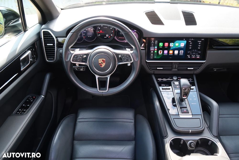 Porsche Cayenne - 18
