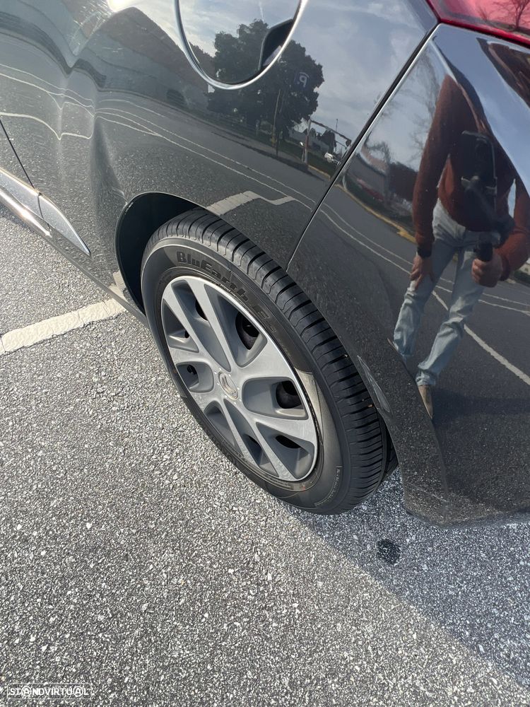 Citroën DS3 1.6 e-HDi So Chic - 6