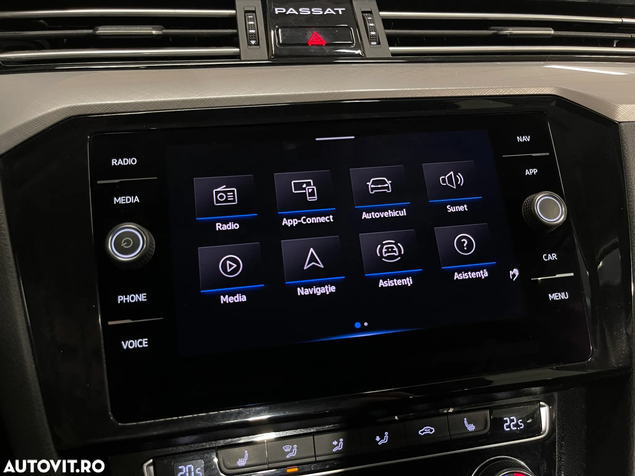 Volkswagen Passat 1.5 TSI ACT DSG Comfortline - 17