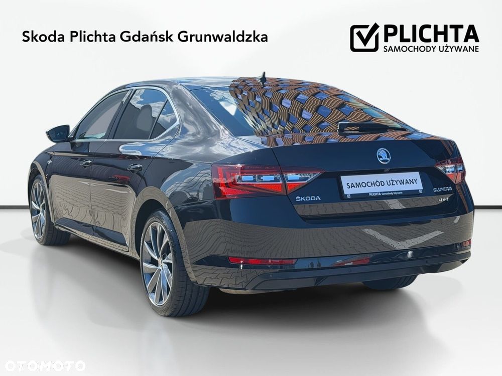 Skoda Superb 2.0 TDI 4x4 L&K DSG - 8