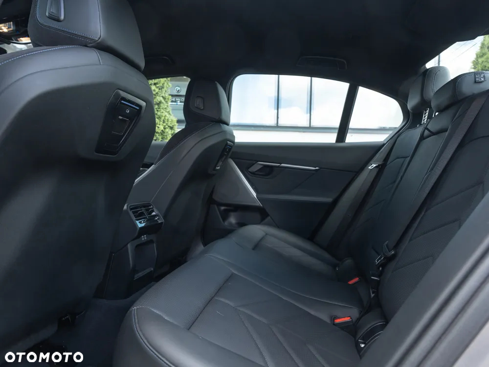 BMW Seria 5 - 13