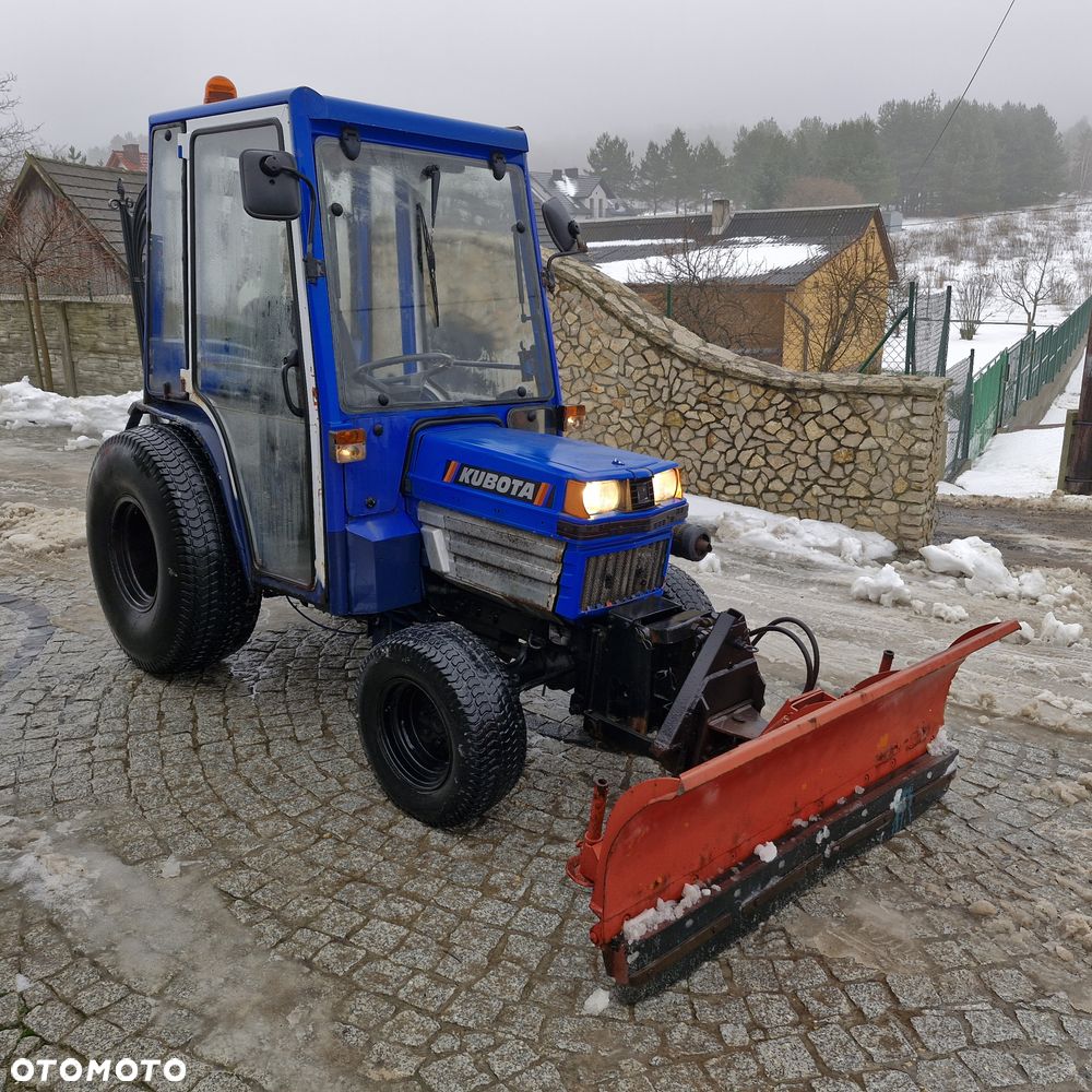 Kubota B21HD - 3
