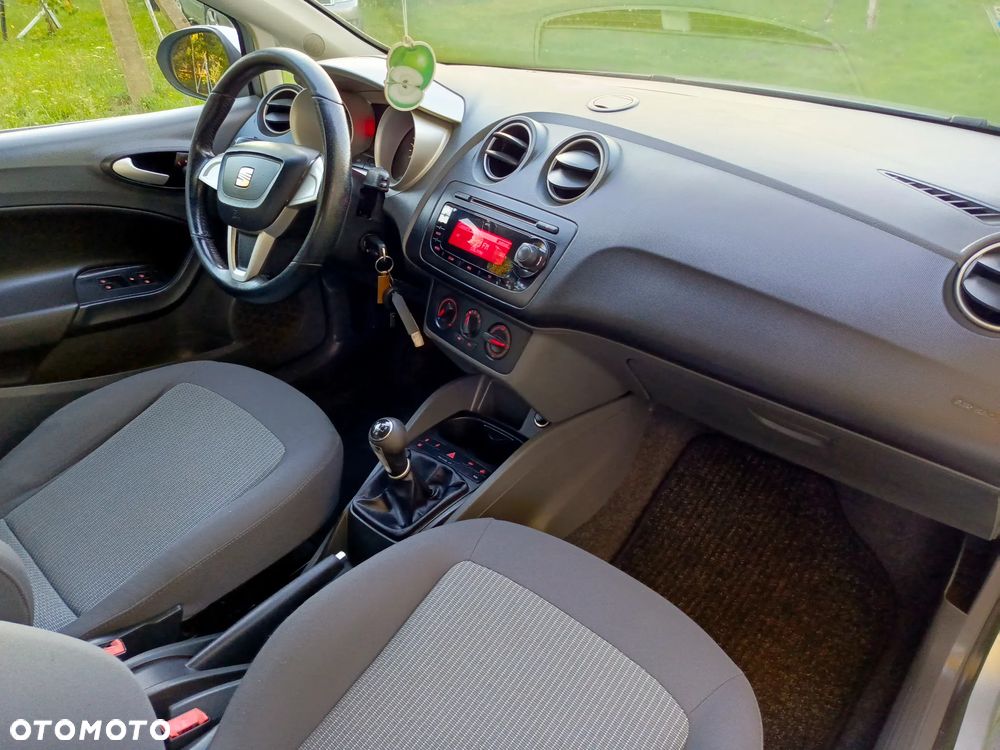 Seat Ibiza 1.4 16V Style - 29
